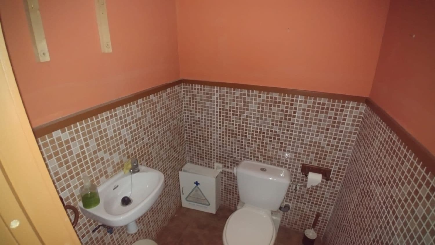 Erhverv til leje i Palencia by - € 400 (Ref: 6906618)