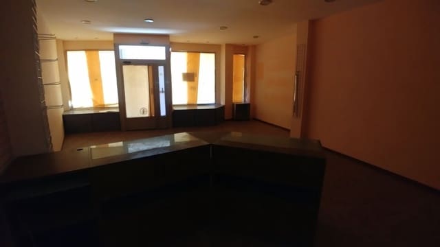 Commercial for rent in Palencia city - € 400 (Ref: 6906618)