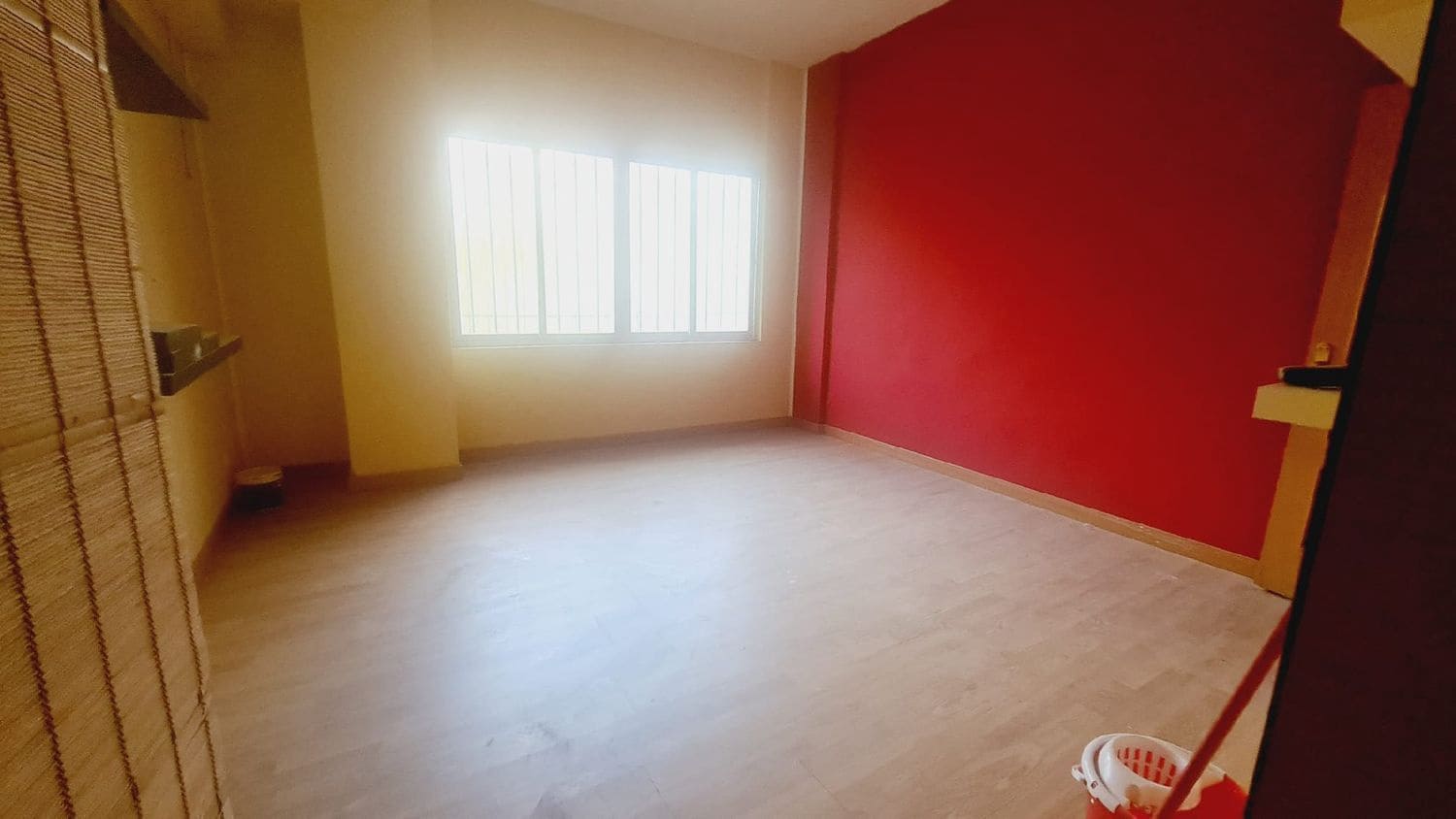 Kommersiell til salgs i Palencia by - € 70 000 (Ref: 6906640)