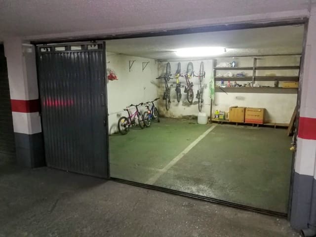 Garage til salg i Palencia by - € 34.000 (Ref: 6906650)