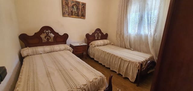 3 bedroom Townhouse for sale in Grijota - € 37,500 (Ref: 6906654)