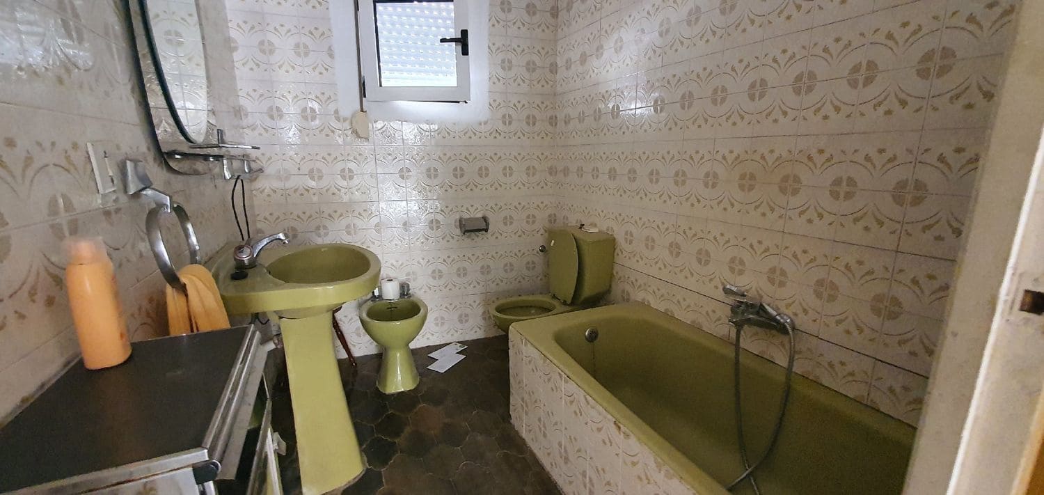 3 soveværelse Byhus til salg i Grijota - € 37.500 (Ref: 6906654)