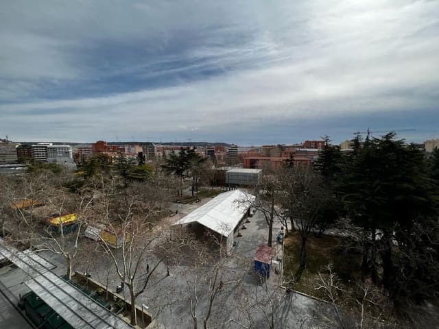 5 Zimmer Apartment zu verkaufen in Palencia Stadt - 480.000 € (Ref: 6906655)