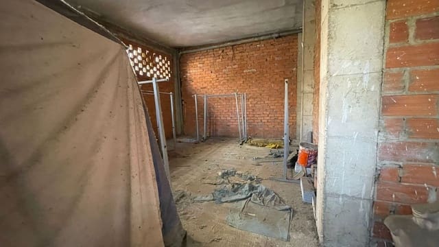 Erhverv til salg i Palencia by - € 130.000 (Ref: 6906668)