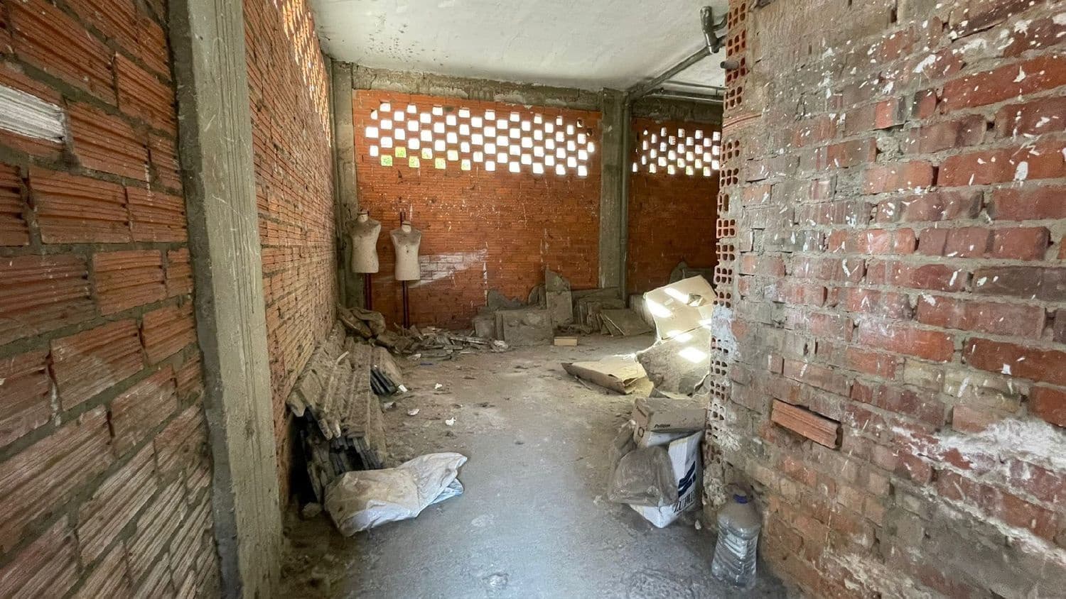 Commercieel te koop in Palencia stad - € 130.000 (Ref: 6906668)