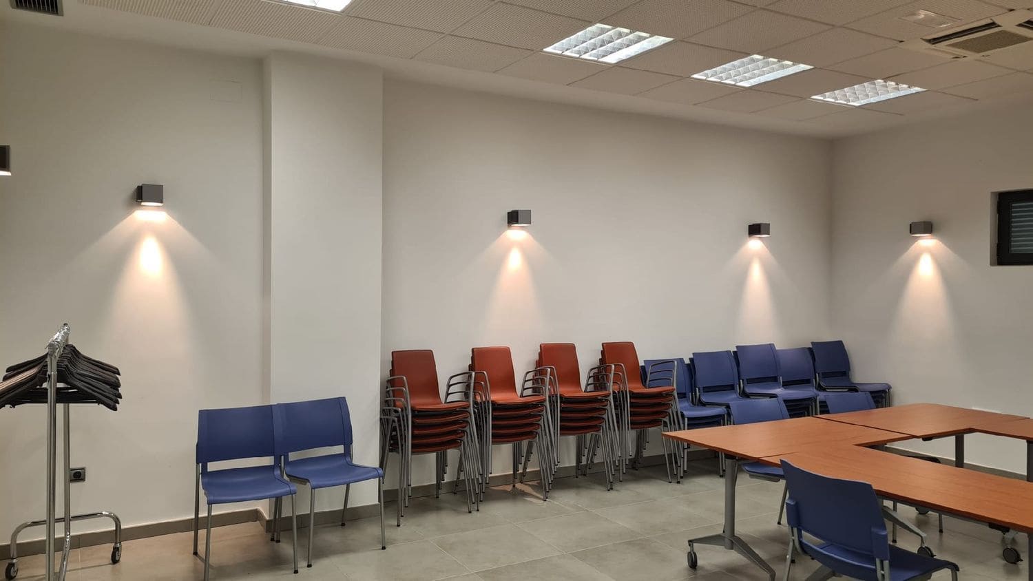 Erhverv til leje i Palencia by - € 1.000 (Ref: 6906671)