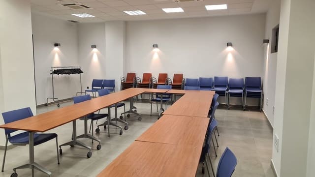 Gewerbe zu vermieten in Palencia Stadt - 1.000 € (Ref: 6906671)