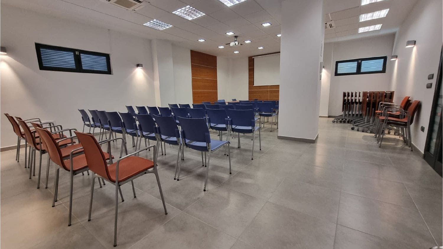 Comercial para arrendar em Palencia / Palenca cidade - 750 € (Ref: 6906671)