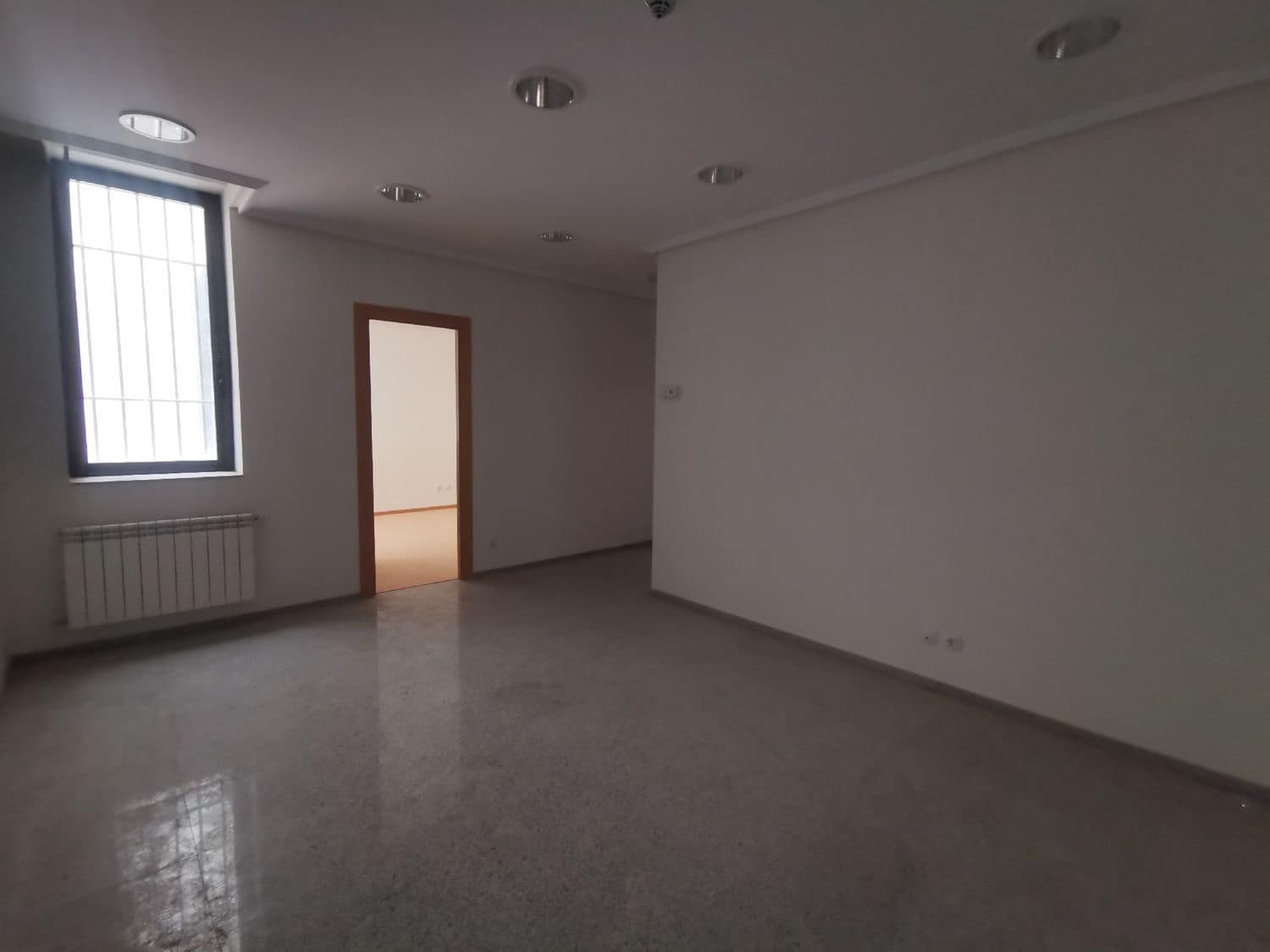 Kantoor te koop in Palencia stad - € 161.000 (Ref: 6906673)