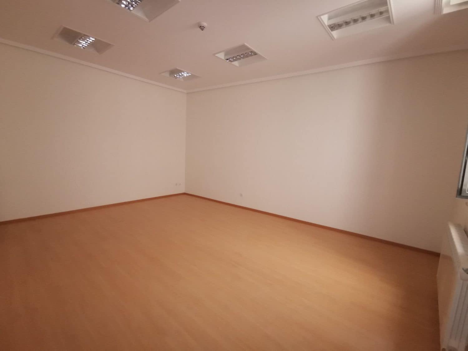 Kontor til salg i Palencia by - € 148.700 (Ref: 6906673)