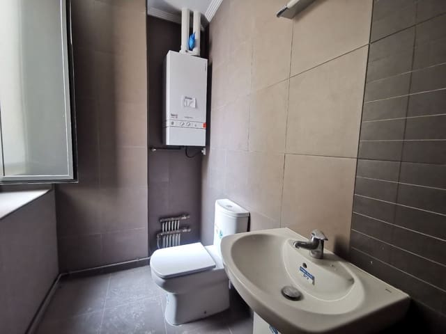 Office for sale in Palencia city - € 150,900 (Ref: 6906690)