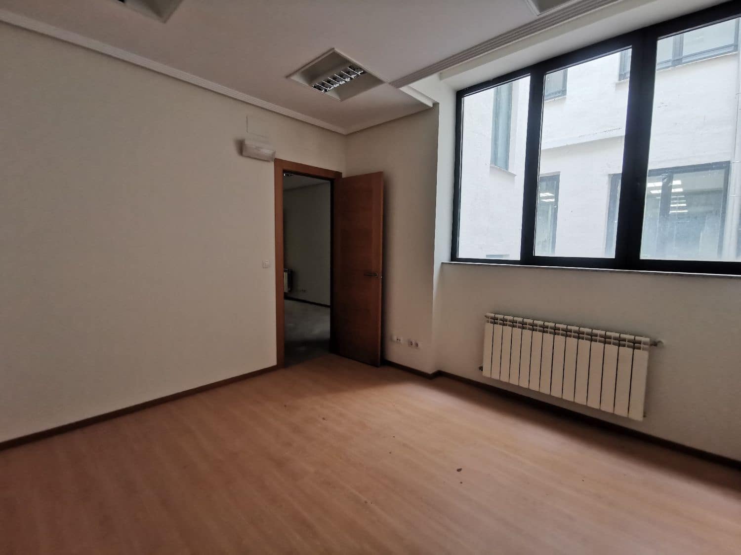 Kantoor te koop in Palencia stad - € 150.900 (Ref: 6906690)