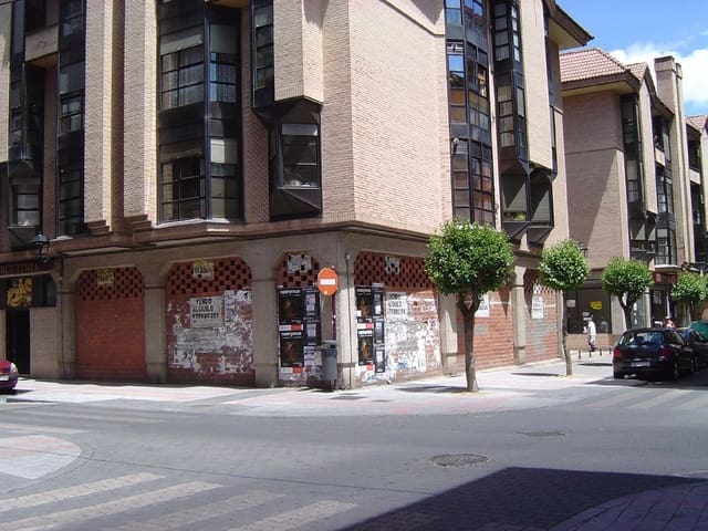 Comercial para venda em Palência / Palença cidade - 125 000 € (Ref: 7018889)