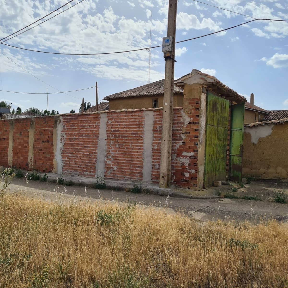 Ruin for sale in Valle del Retortillo - € 15,000 (Ref: 7018898)