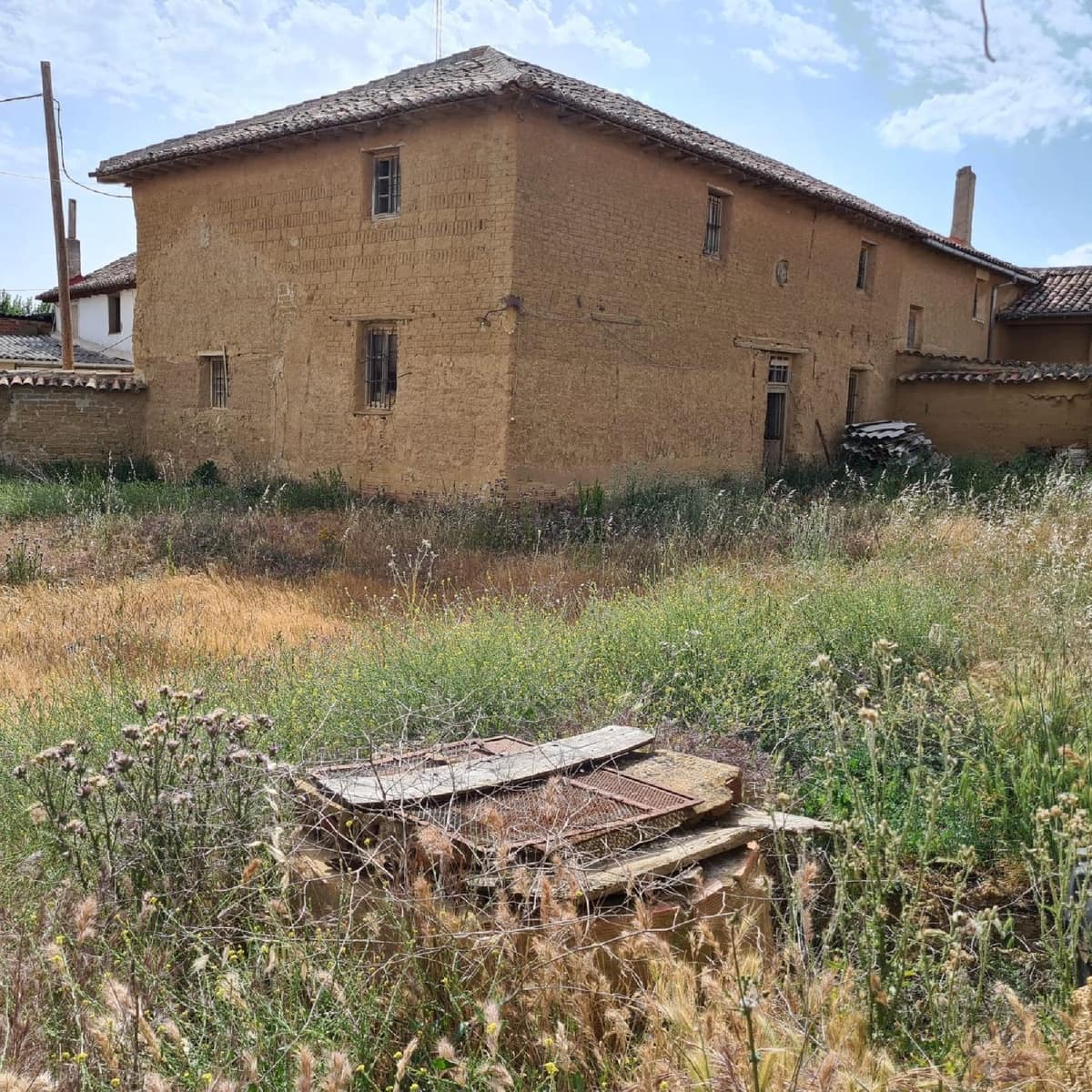 Ruin for sale in Valle del Retortillo - € 15,000 (Ref: 7018898)
