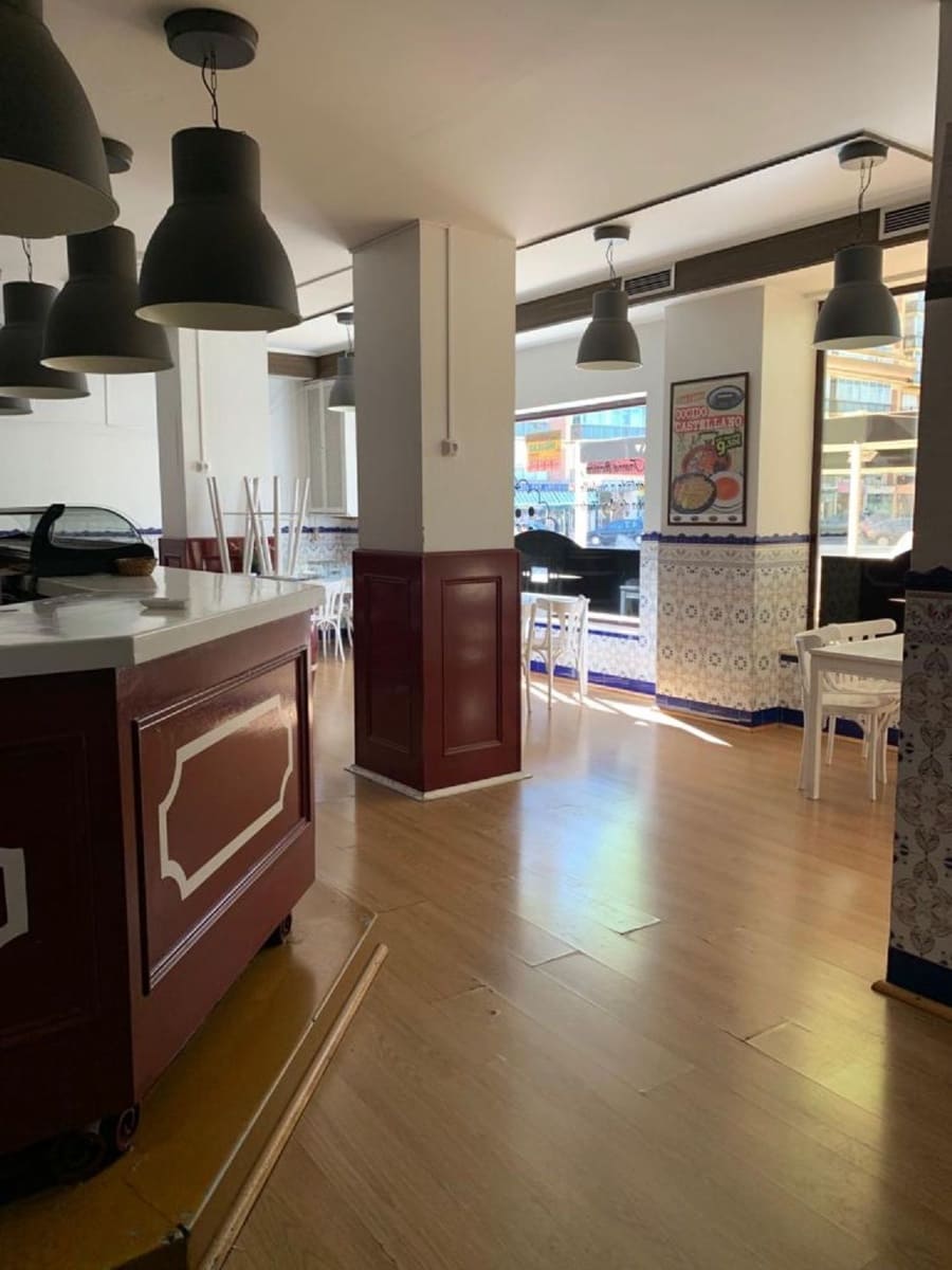 Erhverv til salg i Palencia by - € 320.000 (Ref: 7859469)