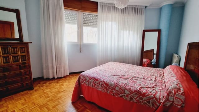 3 soveværelse Lejlighed til salg i Palencia by - € 150.000 (Ref: 7859475)