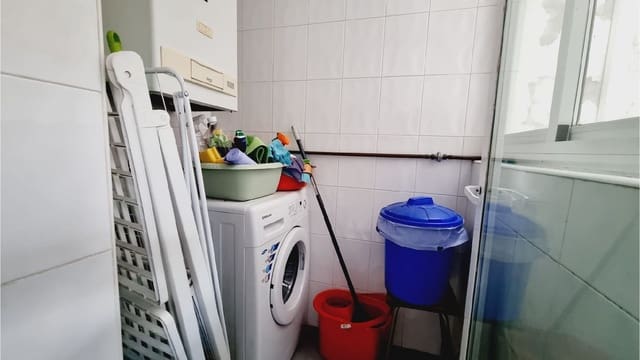 3 soveværelse Lejlighed til salg i Palencia by - € 150.000 (Ref: 7859475)