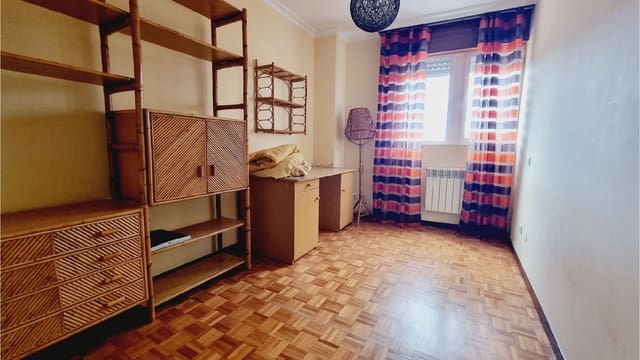 3 soveværelse Lejlighed til salg i Palencia by - € 150.000 (Ref: 7859475)