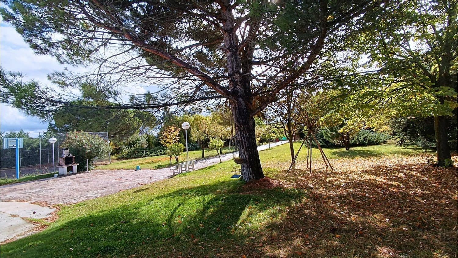 3 bedroom Villa for sale in Palencia city - € 250,000 (Ref: 7859490)