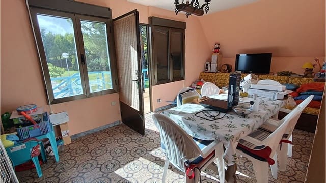 Villa zu verkaufen in Palencia Stadt - 250.000 € (Ref: 7859490)