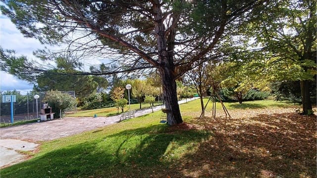 Villa zu verkaufen in Palencia Stadt - 250.000 € (Ref: 7859490)