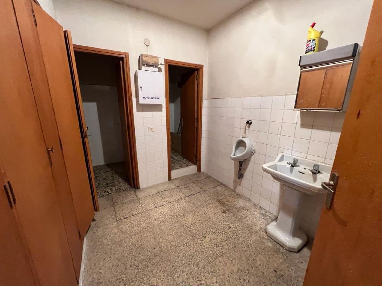 Kaupallinen myytävänä paikassa Palencia kaupunki - 450 000 € (Ref: 7859493)