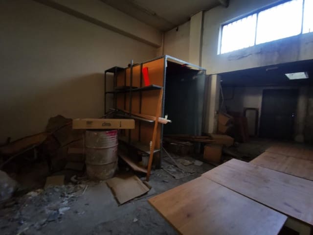 Commercial for rent in Palencia city - € 500 (Ref: 7859511)