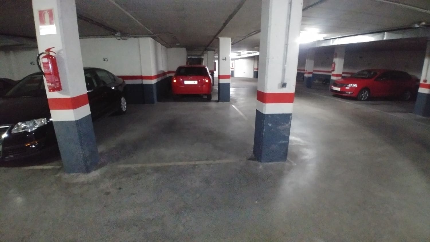 Garage til salg i Palencia by - € 28.000 (Ref: 7859555)