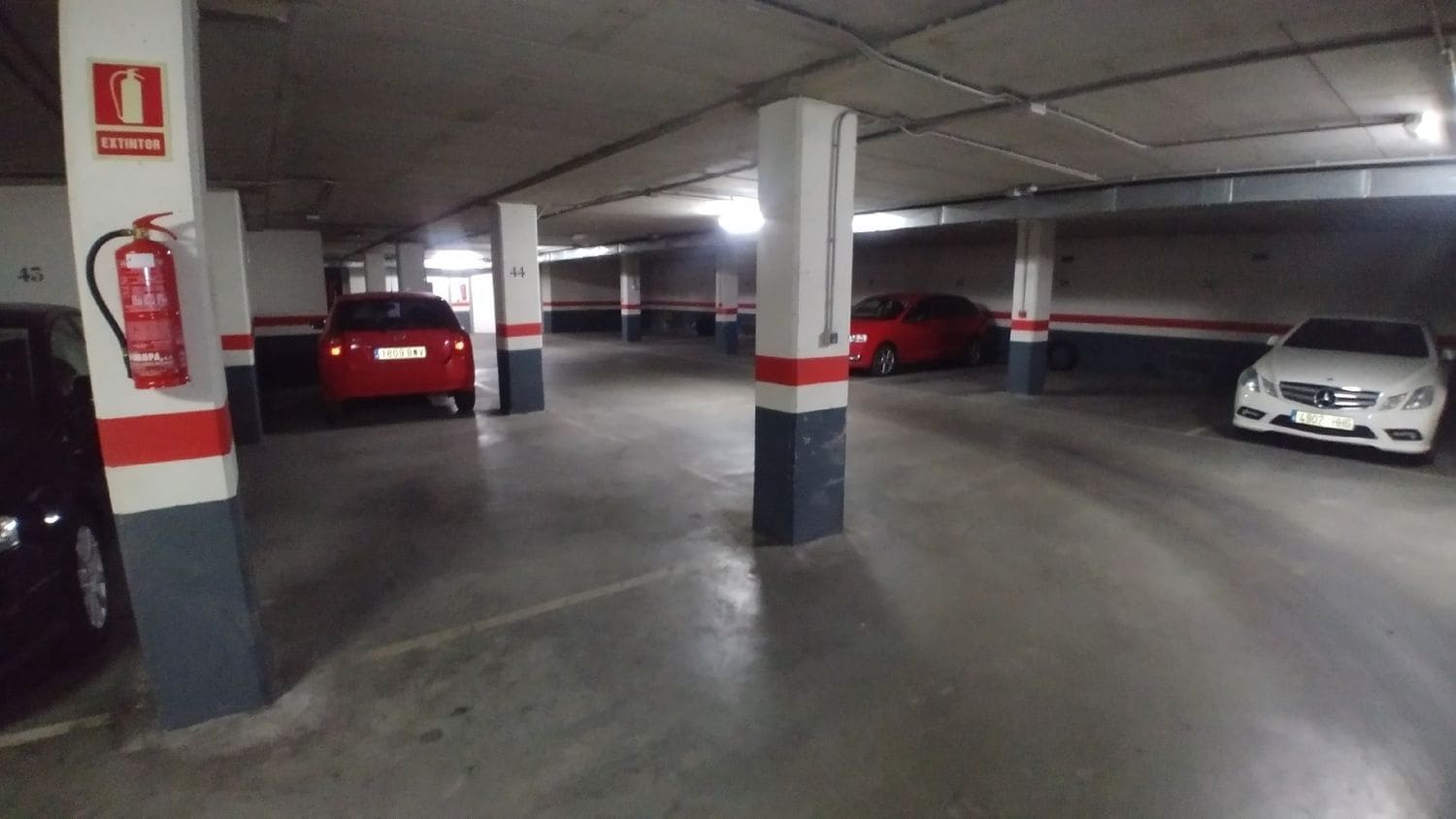 Garage til salg i Palencia by - € 28.000 (Ref: 7859555)