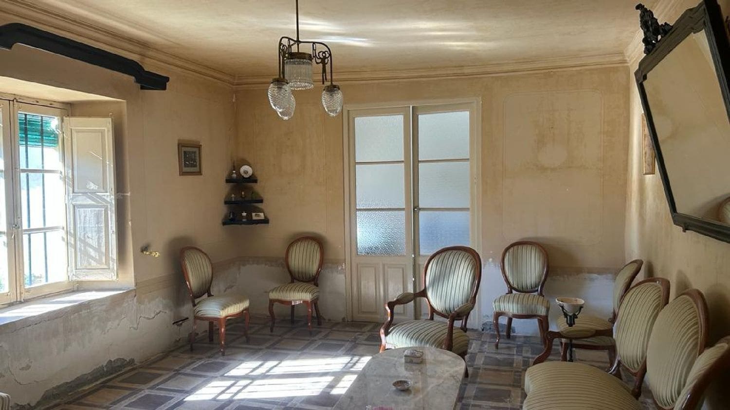 7 bedroom Villa for sale in Valle del Retortillo with garage - € 120,000 (Ref: 7859623)