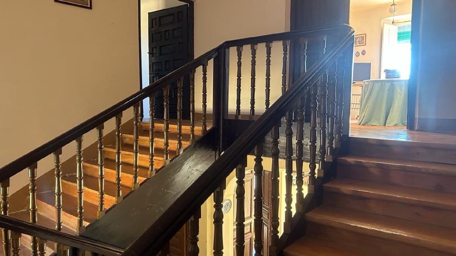 7 bedroom Villa for sale in Valle del Retortillo with garage - € 120,000 (Ref: 7859623)