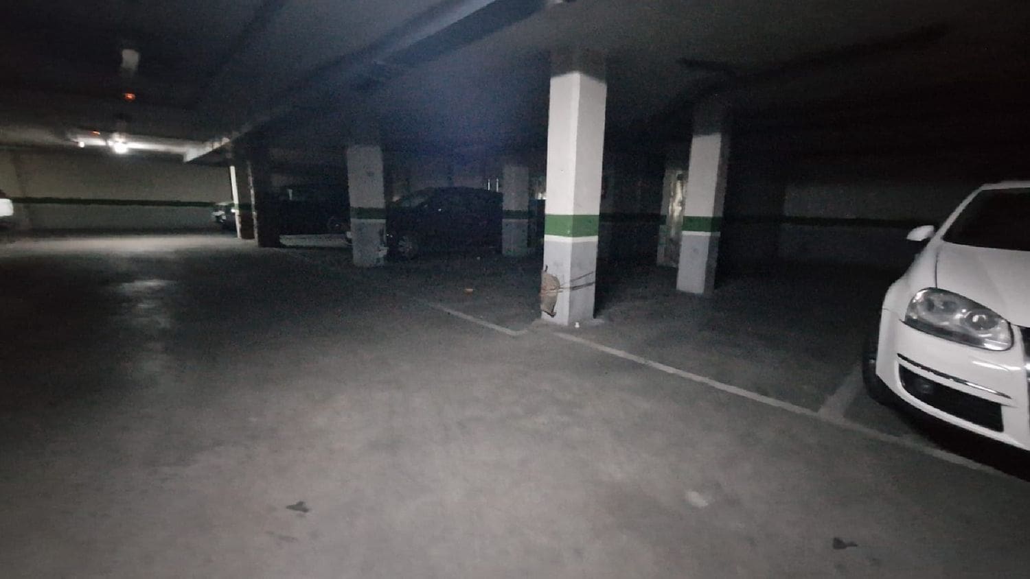 Garage til salg i Palencia by - € 11.000 (Ref: 7859626)