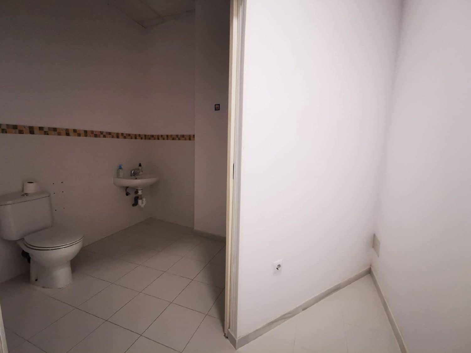 Erhverv til salg i Palencia by - € 158.000 (Ref: 7859637)