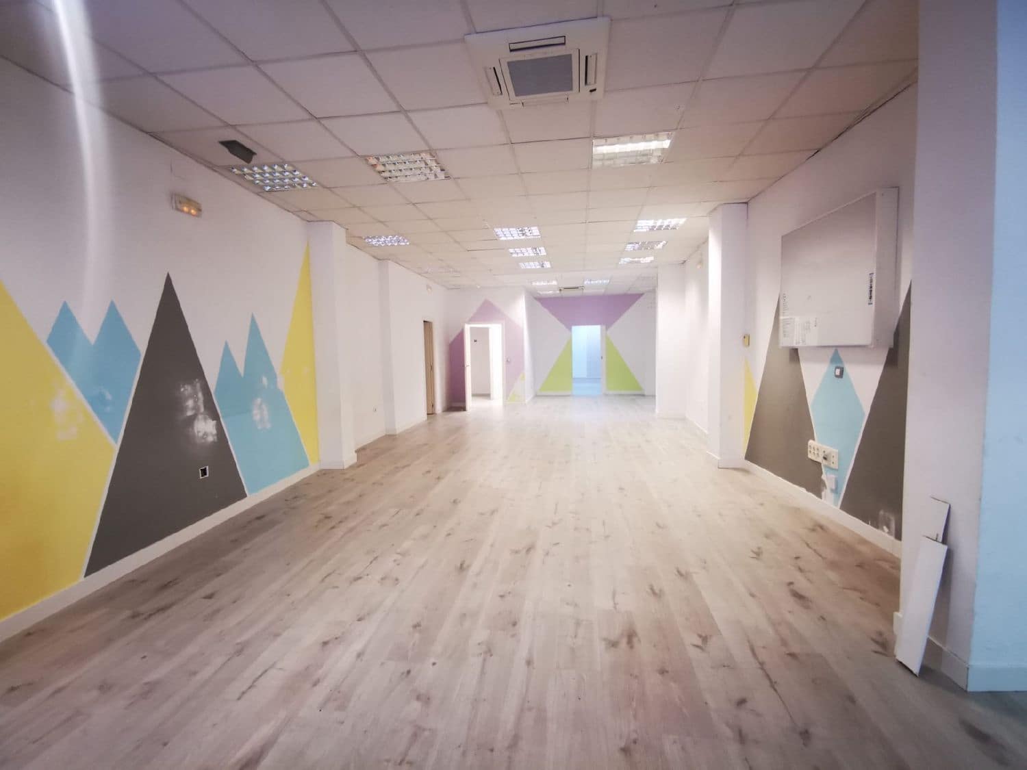 Erhverv til salg i Palencia by - € 158.000 (Ref: 7859637)