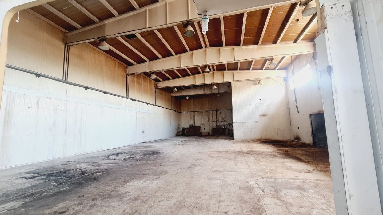 Commercieel te huur in Palencia stad - € 1.800 (Ref: 9115717)