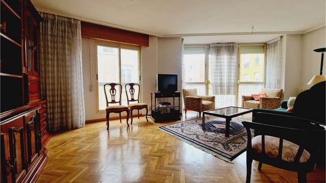 3 soveværelse Lejlighed til salg i Palencia by med garage - € 230.000 (Ref: 9115724)