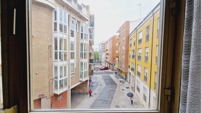 3 makuuhuone Huoneisto myytävänä paikassa Palencia kaupunki mukana 
autotalli - 219 000 € (Ref: 9115724)