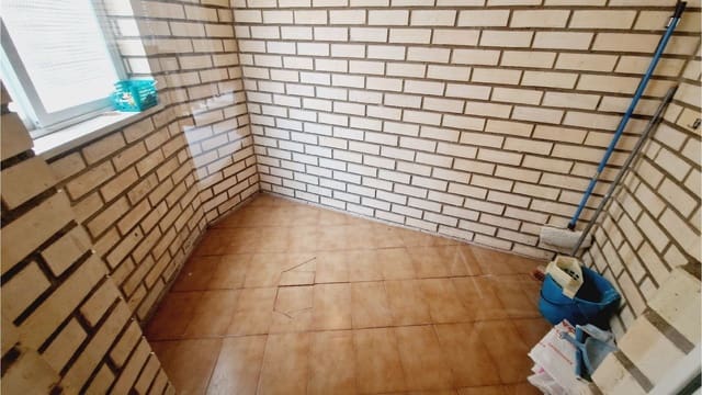 3 makuuhuone Huoneisto myytävänä paikassa Palencia kaupunki mukana 
autotalli - 219 000 € (Ref: 9115724)