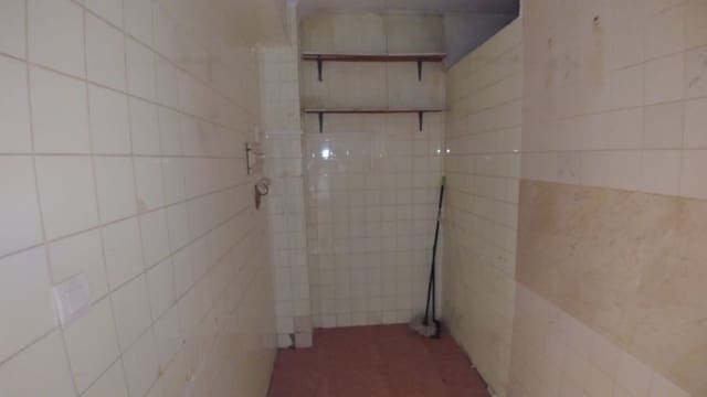 Commercieel te koop in Palencia stad - € 72.000 (Ref: 9115730)