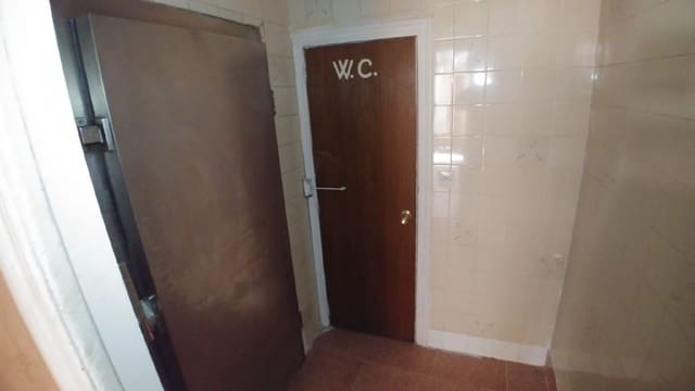 Commercieel te koop in Palencia stad - € 72.000 (Ref: 9115730)