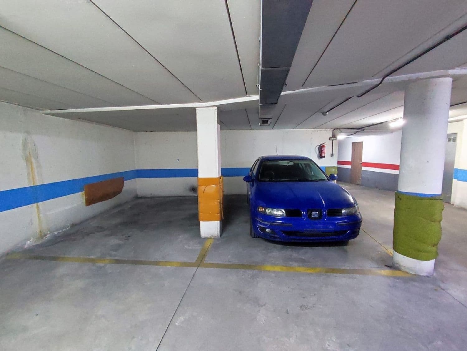 Garage til salg i Palencia by - € 35.000 (Ref: 9115733)