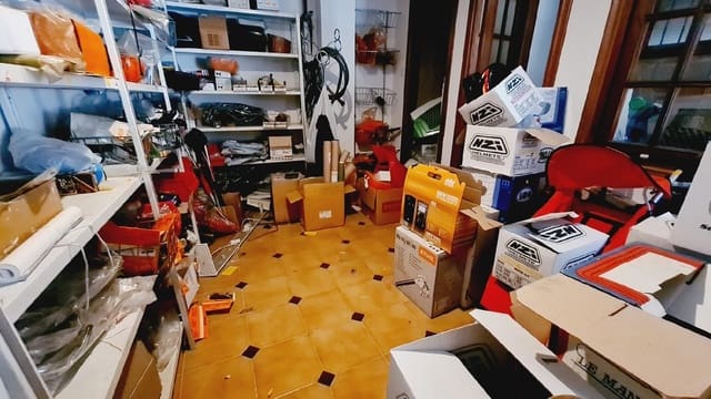 Kaupallinen myytävänä paikassa Palencia kaupunki - 160 000 € (Ref: 9115735)