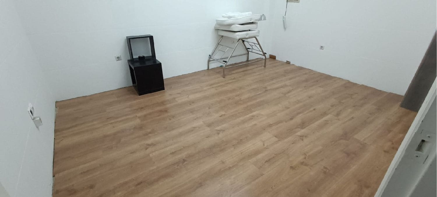 Erhverv til salg i Palencia by - € 90.000 (Ref: 9115737)