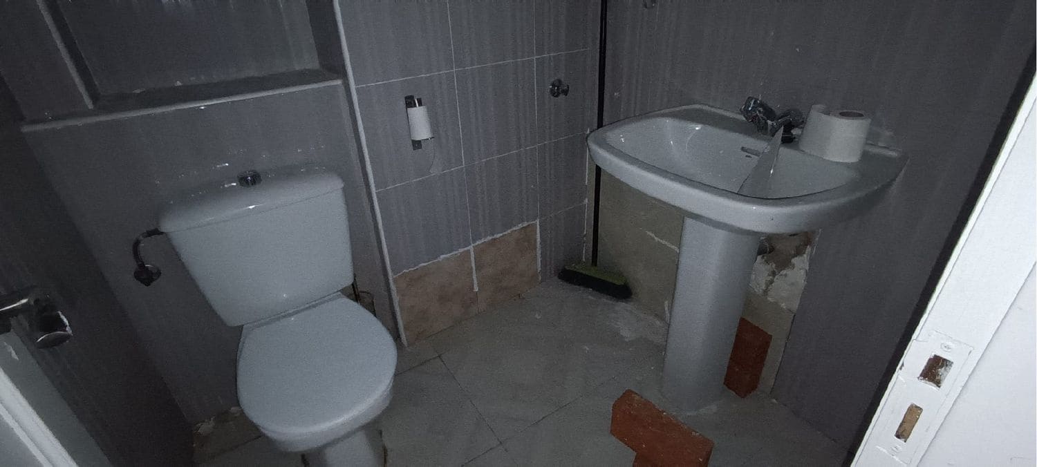 Erhverv til salg i Palencia by - € 90.000 (Ref: 9115737)