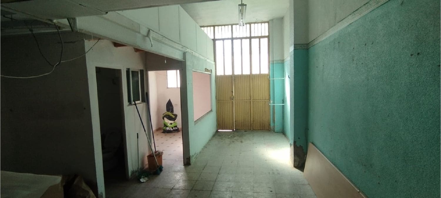 Erhverv til leje i Palencia by - € 700 (Ref: 9115738)