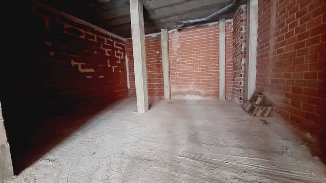 Erhverv til leje i Palencia by - € 1.250 (Ref: 9115742)