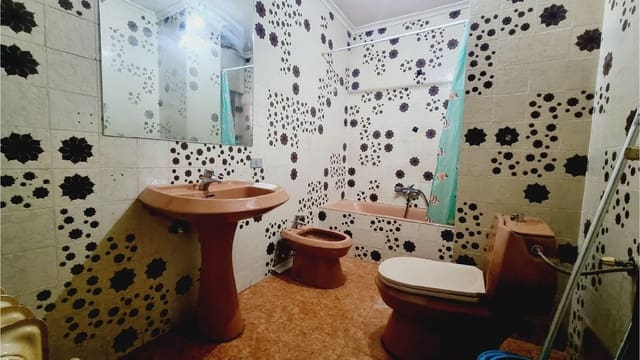 4 soveværelse Lejlighed til salg i Palencia by med garage - € 210.000 (Ref: 9115749)