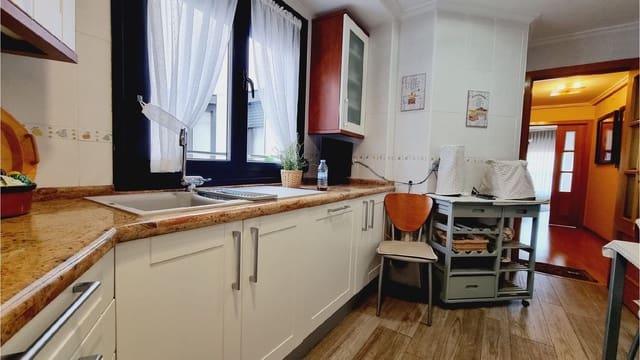 3 sypialnia Apartament na sprzedaż w Miasto Palencia z garażem - 250 000 € (Ref: 9115753)