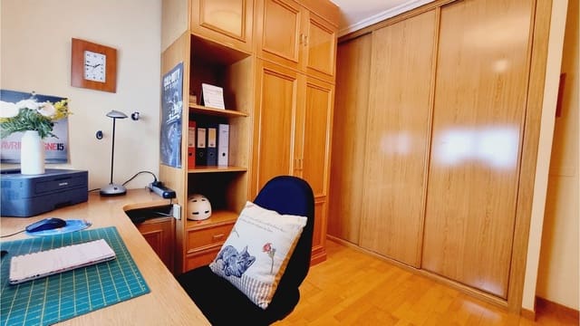 3 sypialnia Apartament na sprzedaż w Miasto Palencia z garażem - 250 000 € (Ref: 9115753)